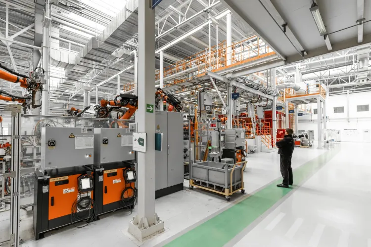 Lighting System Manufacturer Fulfill’s a Vision for Connected Maintenance With Remote Assistance with Sensfix